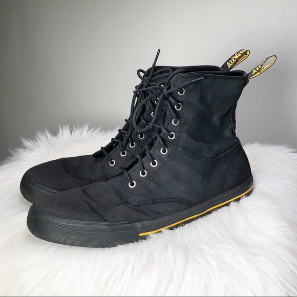 doc martens winsted canvas
